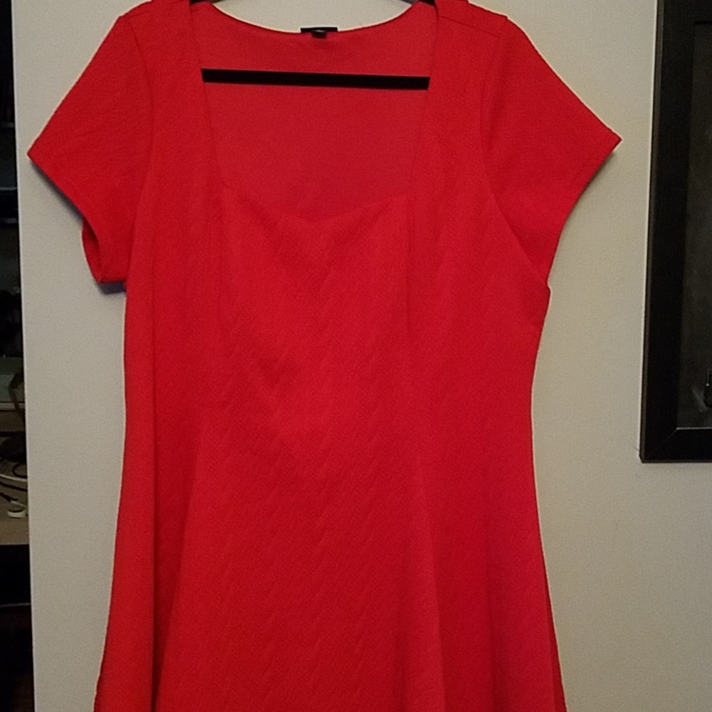 Red A-line Short Sleeve Dress